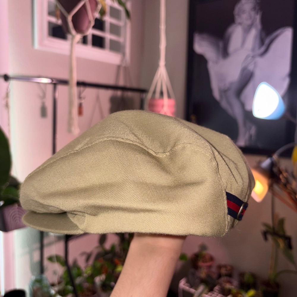 Country Gentleman Flat Cap Mens 7 1/4 Khaki Excellent Striped Buckle Detail Hat - Picture 3 of 7